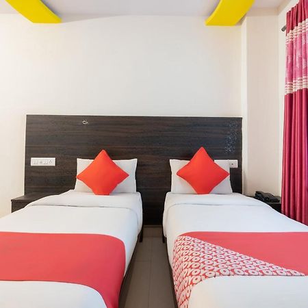 Hotel Oyo 13594 Mathrushree Residency Bangalore Exterior foto